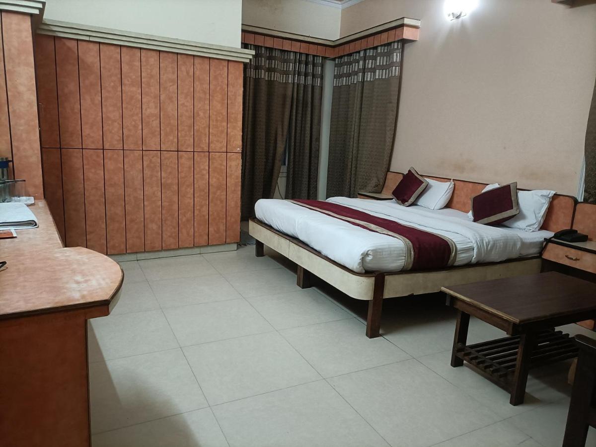 Hotel Midtown Haridwār Esterno foto