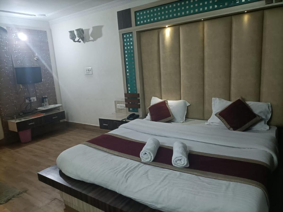 Hotel Midtown Haridwār Esterno foto