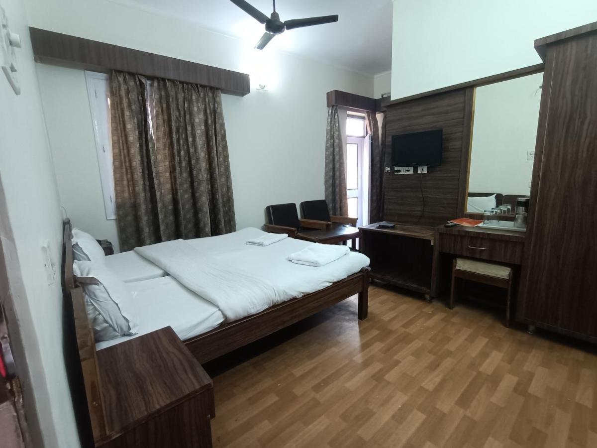 Hotel Midtown Haridwār Esterno foto