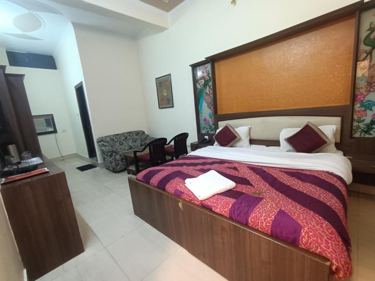 Hotel Midtown Haridwār Esterno foto