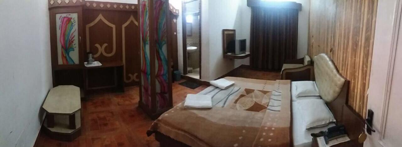 Hotel Midtown Haridwār Esterno foto