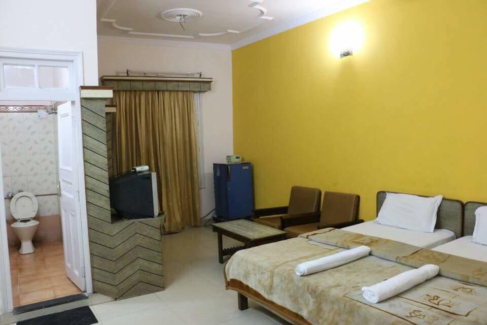 Hotel Midtown Haridwār Esterno foto